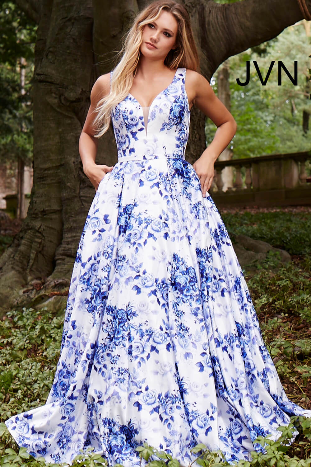 JVN60561 Dress | White Blue Print A 